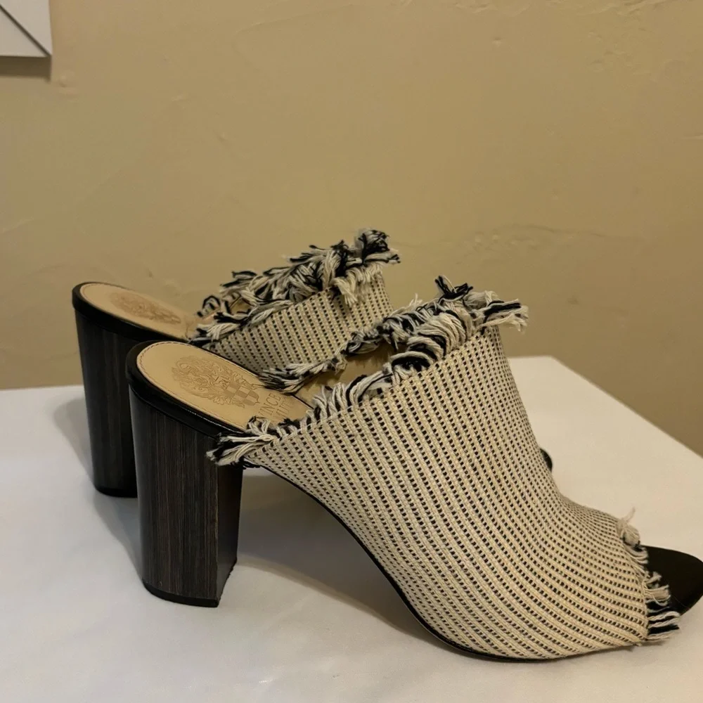 Mules - Picture 2 of 5